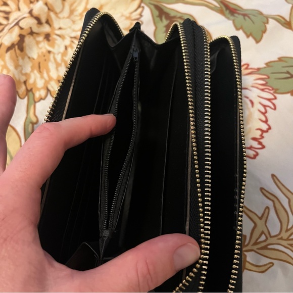 NWOT Croc Wristlet Wallet Black Vegan - Picture 6 of 8